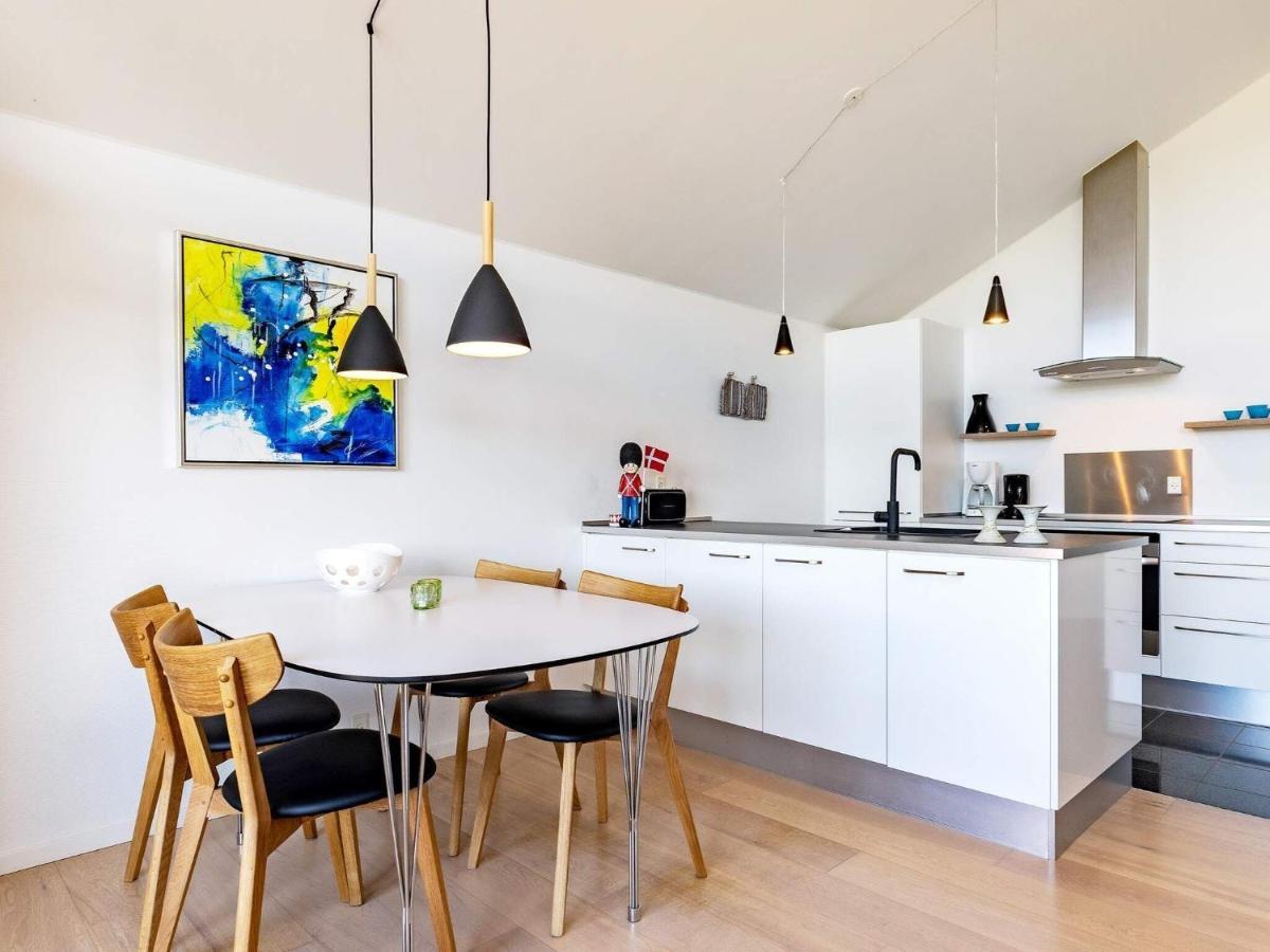 4 Person Holiday Home In โบเอนเซ ภายนอก รูปภาพ